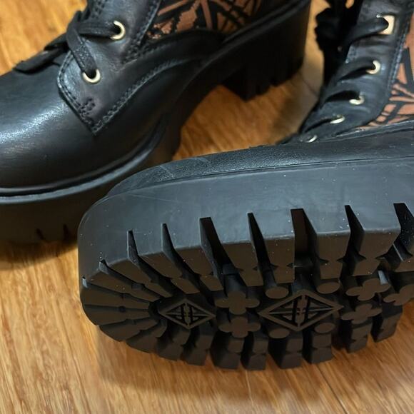 Antonio Melani Antonio Melani 20th Anniversary Dempsayy Combat Boot Sz 6 - Picture 5 of 5